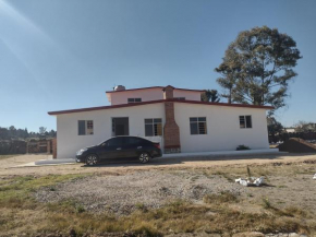 Hermosa Casa de Campo y Cabaña ,con un total de-6 Habitaciones y 6 baños